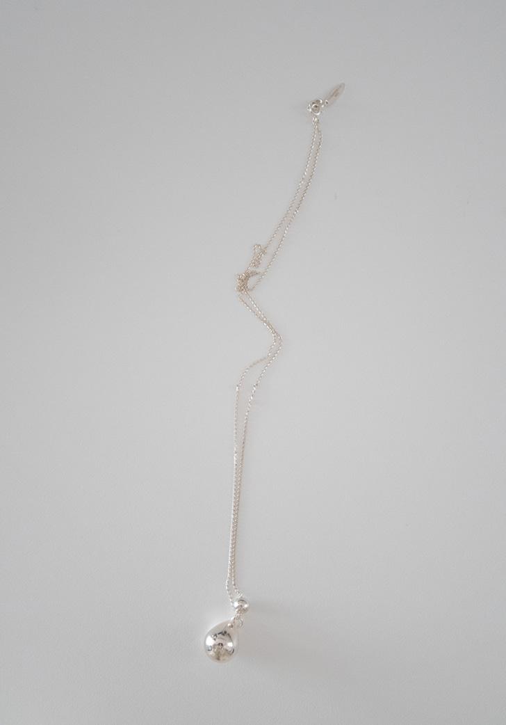 bear fruit drop necklace (L)