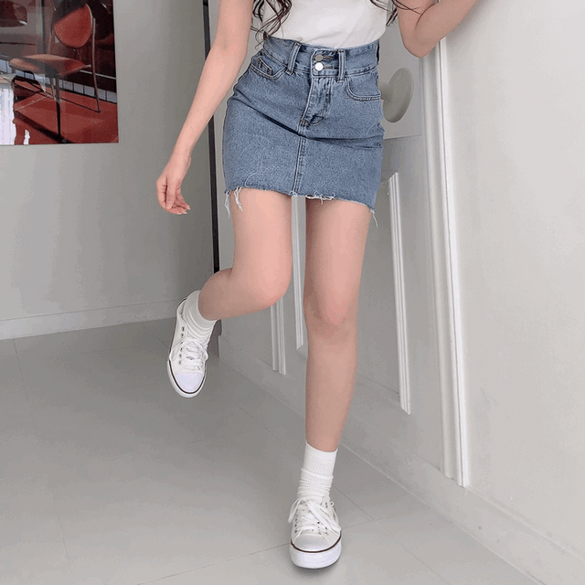 [하이웨스트/핏보장!] 세이 투버튼 세미 A라인 데님 미니 스커트 / 수학여행