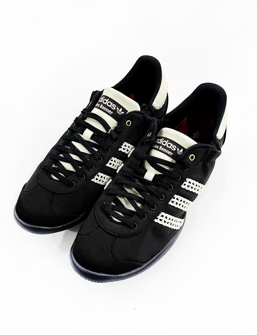 WB KARINTHA LO SATIN_BLACK