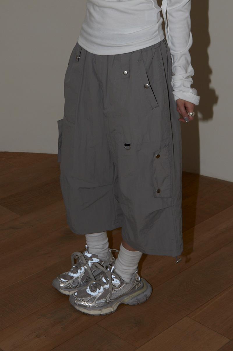 PIER STRAP CARGO BERMUDA SHORTS