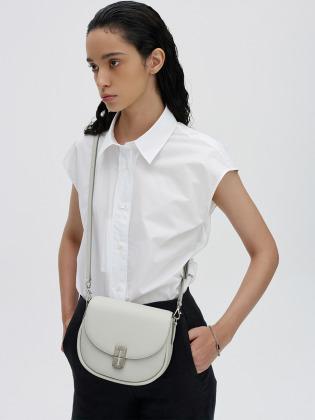 Occam Lune Cross M (오캄 룬 크로스 미듐) Light Beige