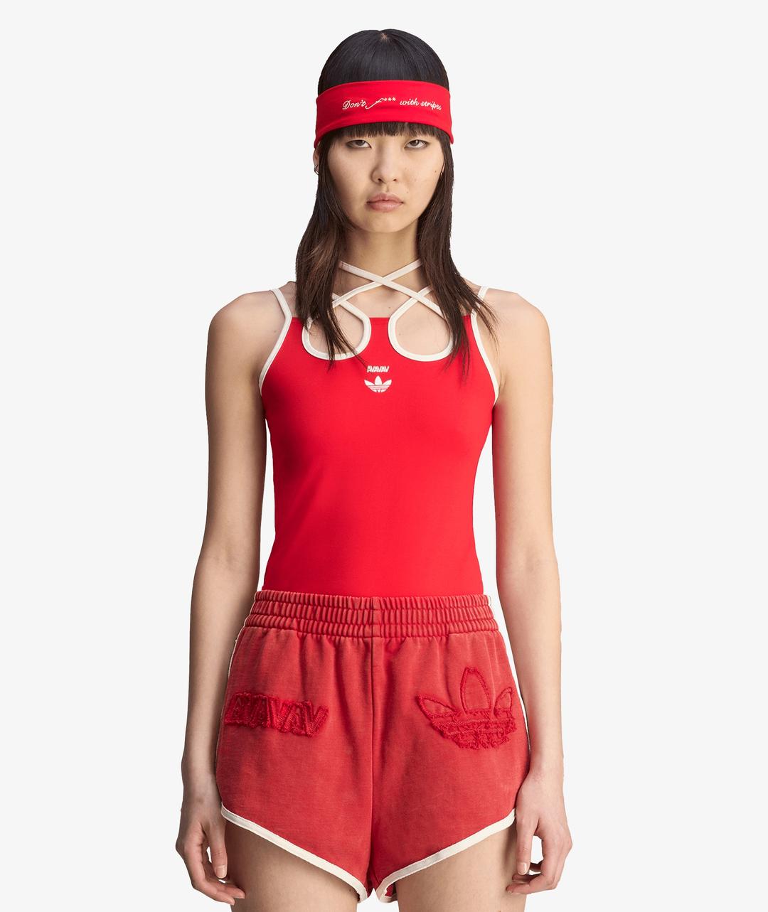 탑 스트랩 탱크 티셔츠 아바바브 레드