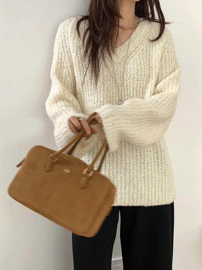 크레아 알파카 울 부클 브이넥 오버핏 박시 겨울 긴팔 니트 3color