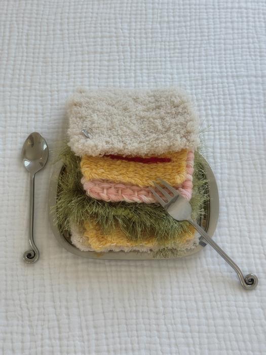 Sandwich coaster