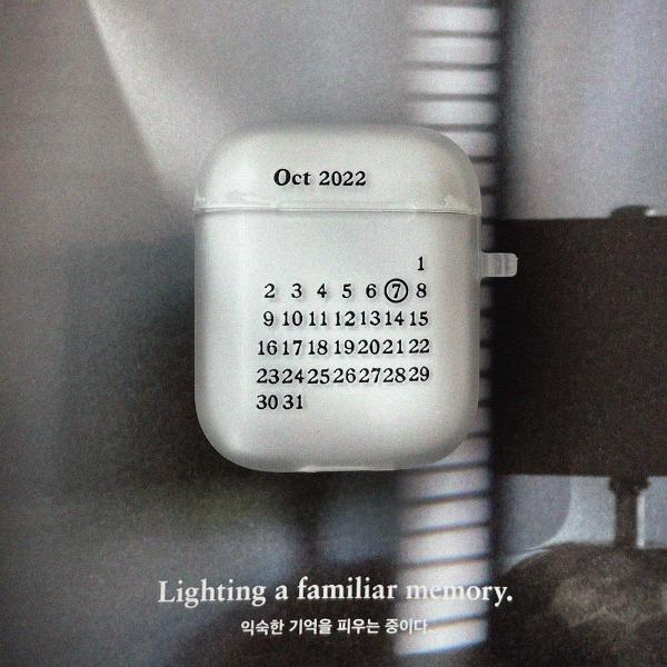 [기간할인] at the moment 커스텀 캘린더 에어팟 케이스