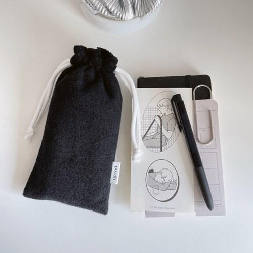 pencil pouch (black)