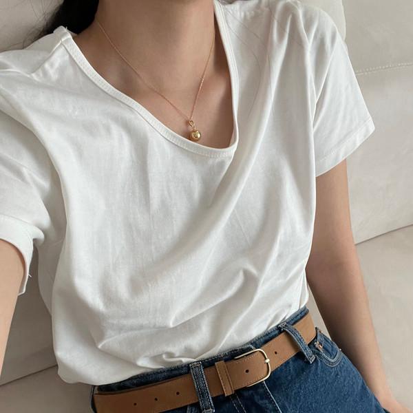 Silket u-neck T