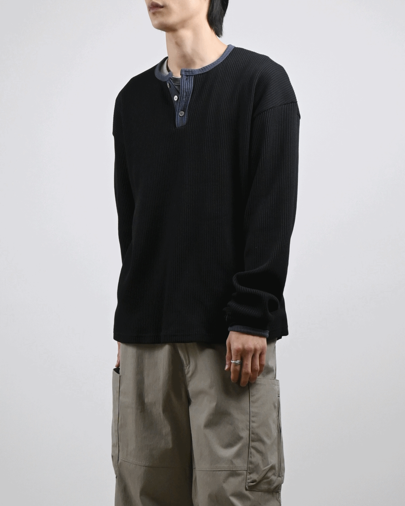 henly neck waffle ringer knit