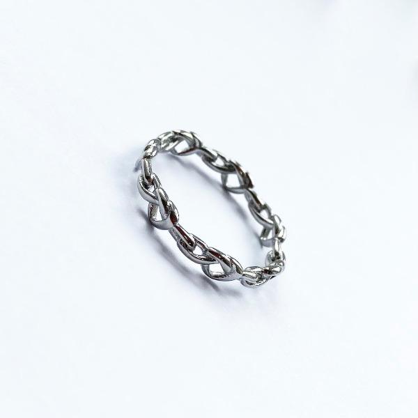Knot Heart Ring