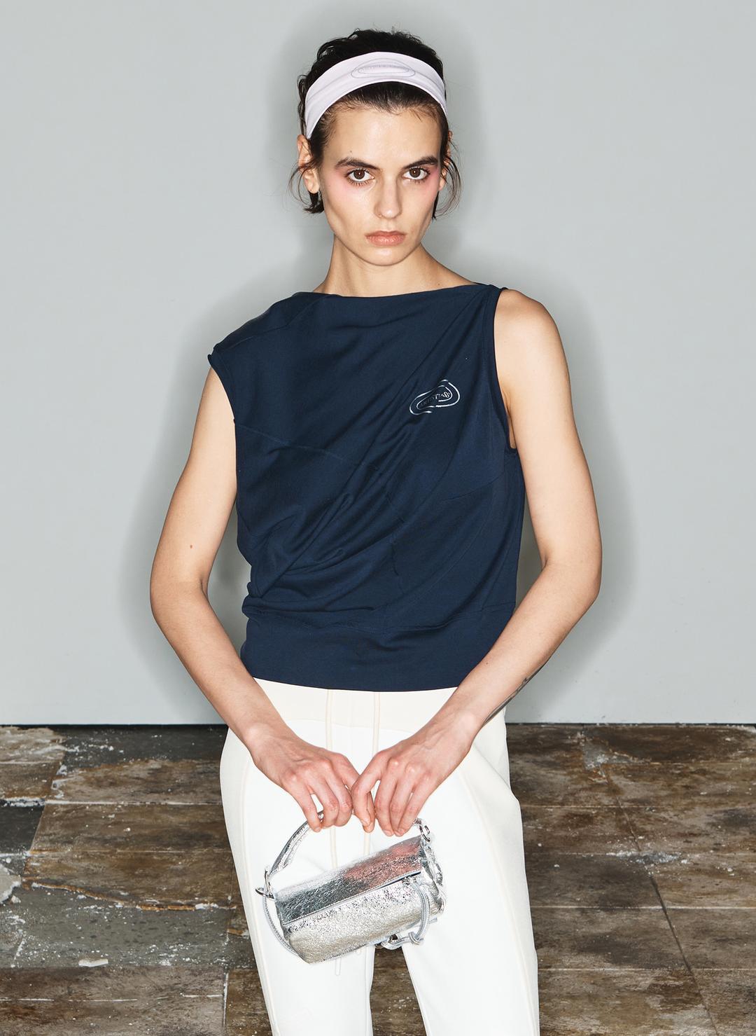 [THEOPEN PRODUCT] ARTISTIC CLASSIC TOP, NAVY