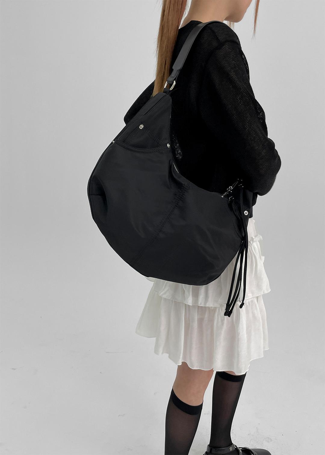 블랙업 프라닉 나일론 숄더백