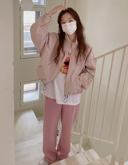 더린바람막이점퍼
