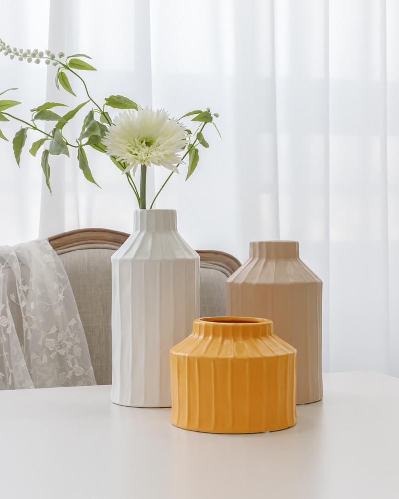 안느 세라믹 화병 도자기 오브제 무광 매트 링클 컬러 장식 거실 매장 북유럽 인테리어 꽃병