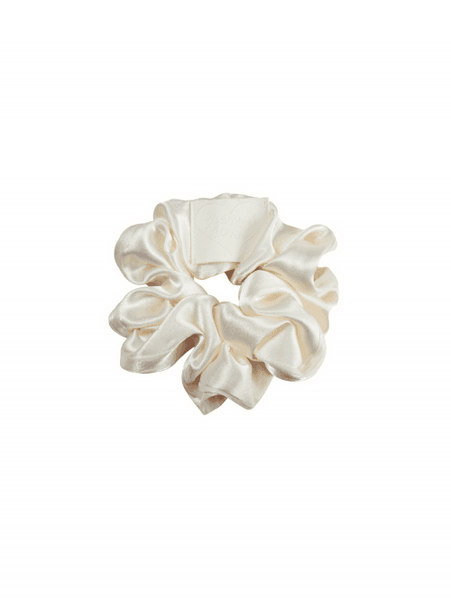 Love Scrunchie (Cream)