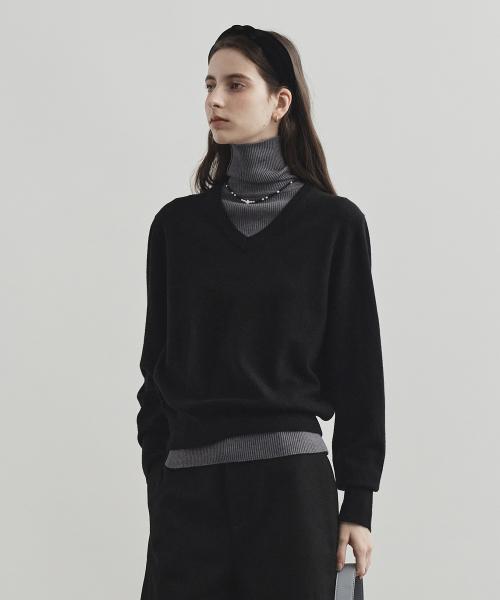 울 캐시미어 브이넥 니트 블랙 MDKT088BLACK