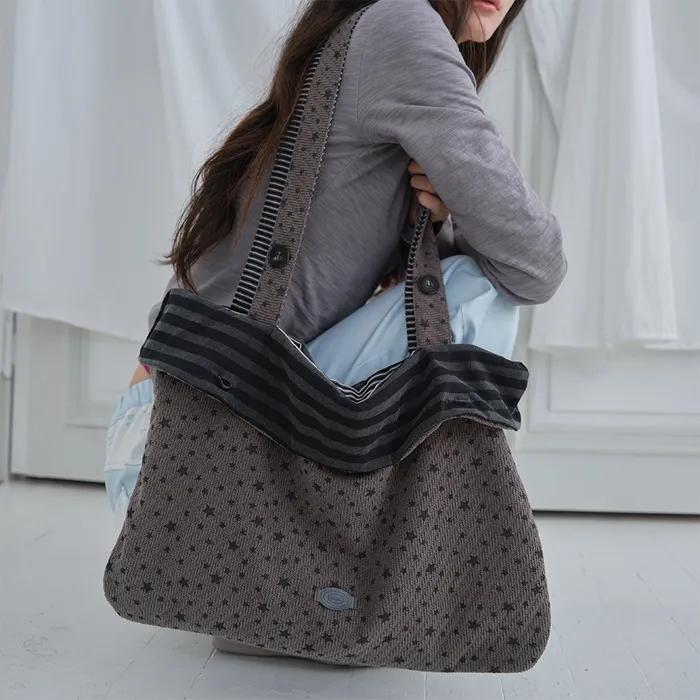 Flip Sleeve Shoulder Bag (Charcoal)