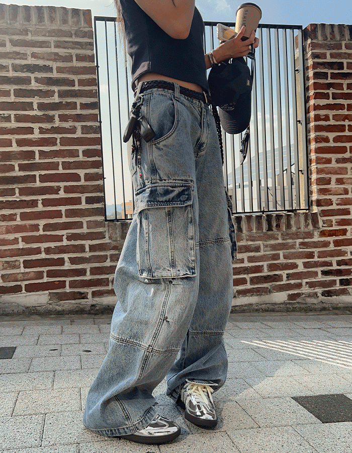 BLUE MONSTER CARGO PANTS