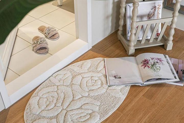 미끄럼방지 발매트 로즈 크림 타원형 프렌치 인테리어 양각 배스매트 50x80cm