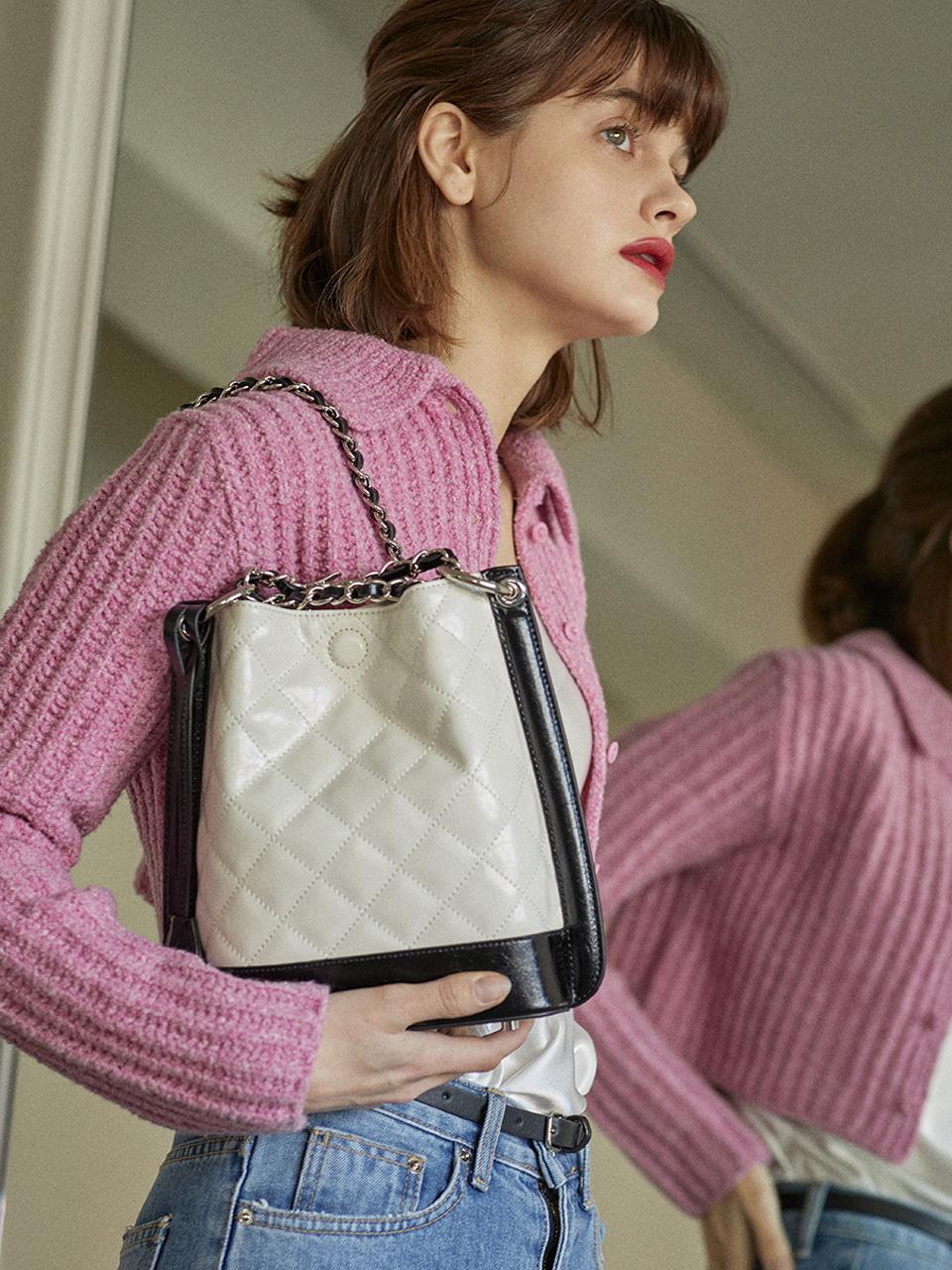 BLOCK QUILTING TINY KARMA_WHITE