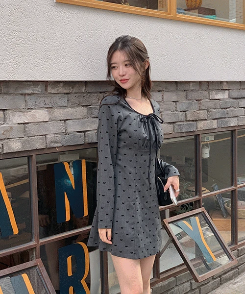 카나 리본 슬림 플레어 원피스 - 2color