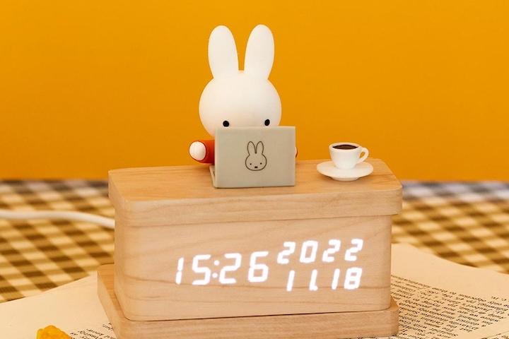 [4차완판/11월말순차배송] 오집단독특가 / 미피 LED 만년달력 탁상시계 (정품라이센스)