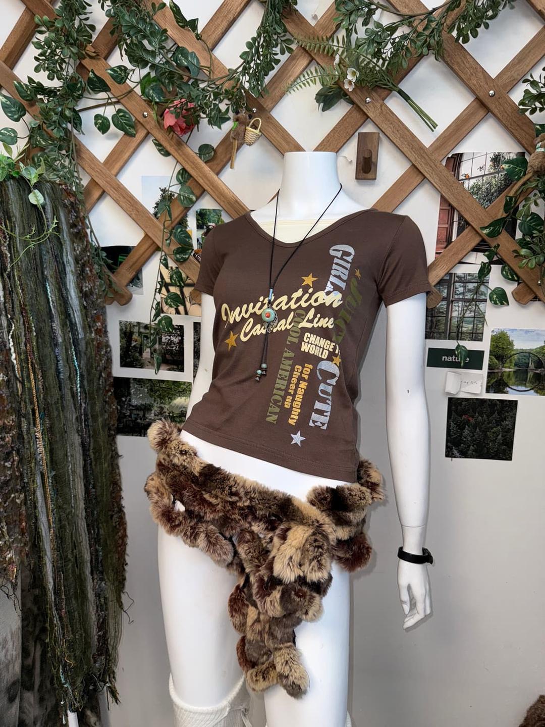 Brown y2k lettering layered half t | 후루츠패밀리