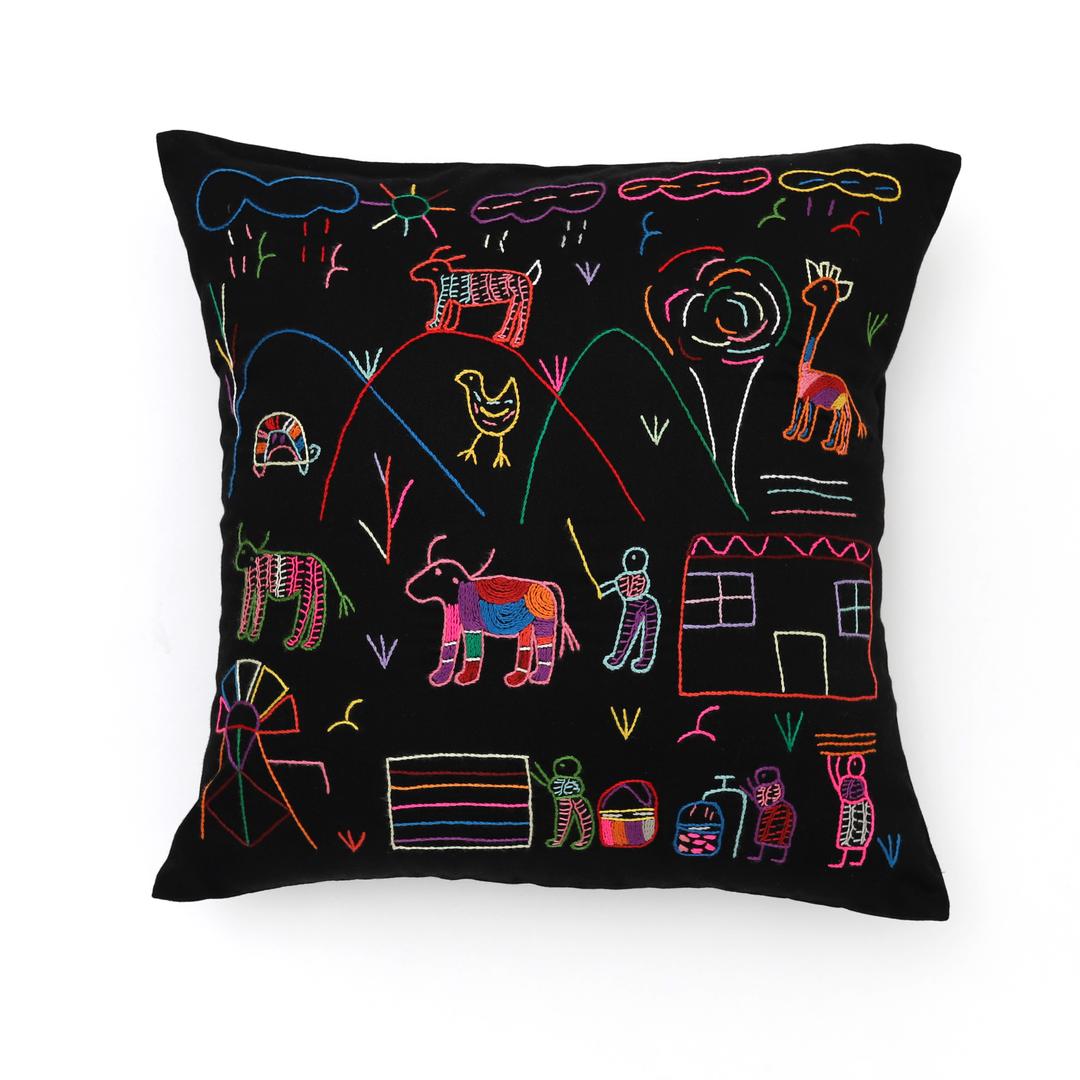 color me cushion cover - black