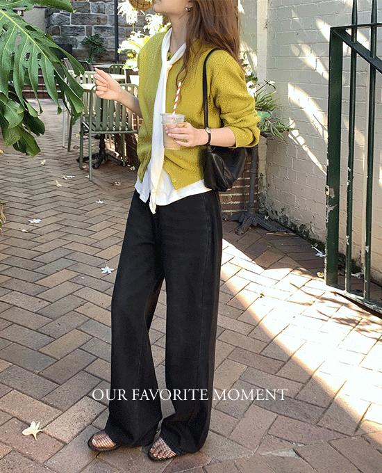 메리어라운드 [25%깜짝쿠폰][ofm] 흑청 메르 사선절개 와이드 (denim pants)