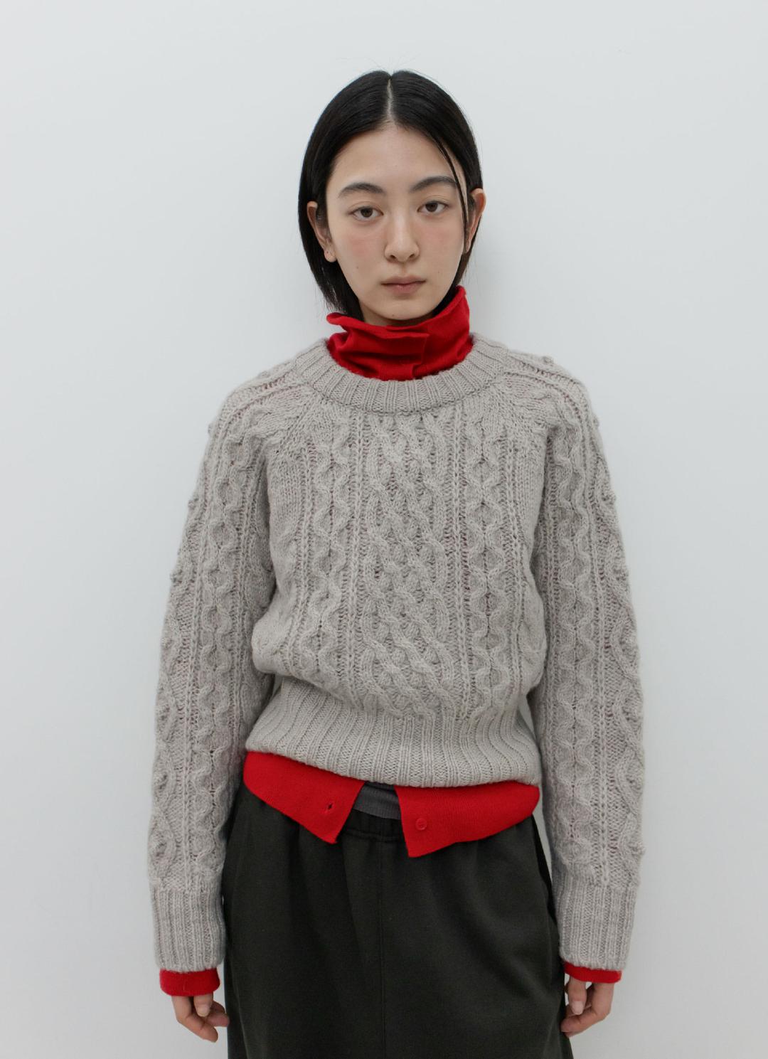 25FW CABLE KNIT SWEATER / ASH GREY
