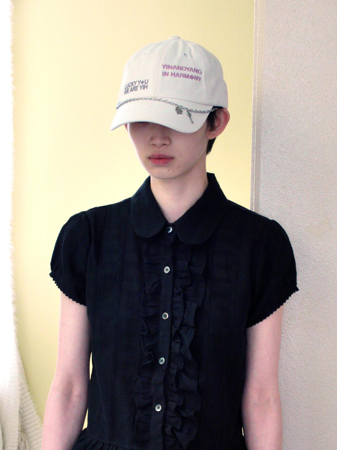 LucKey cap, ivory