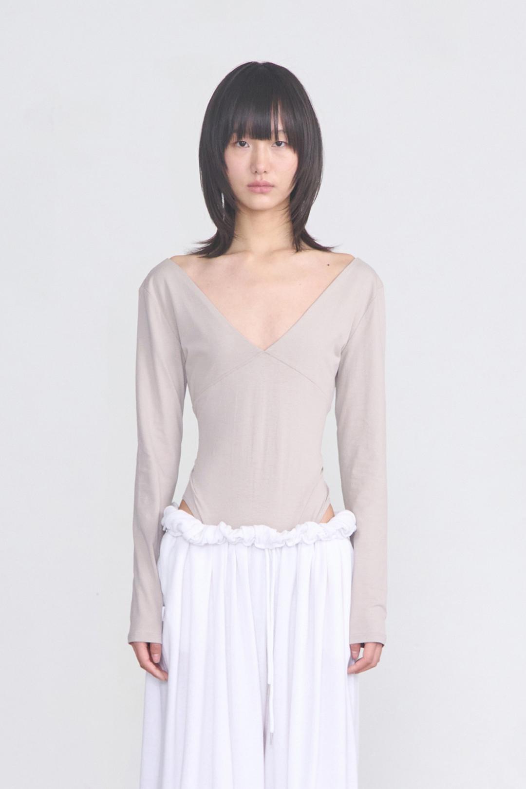 V-Neck Bodysuit _ Beige