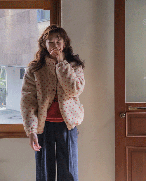 [한정수량! 예약주문] 슈나 폭닥 도트 후리스 양털점퍼 [11월 11일입고예정]   [size:F(55~77)]