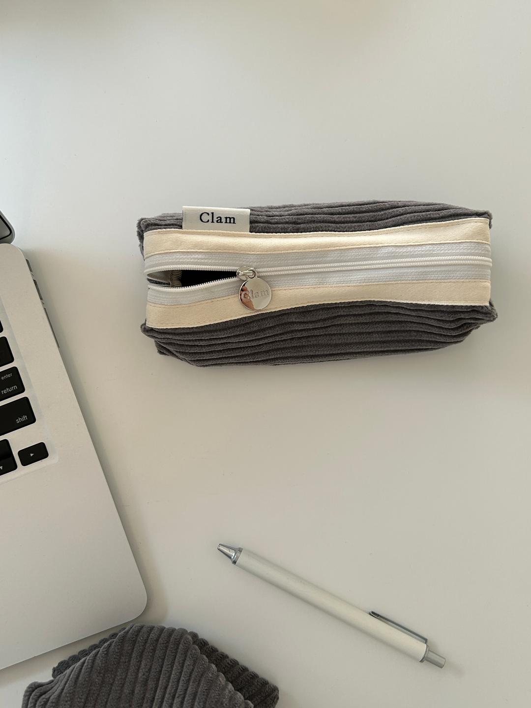 Clam round pencilcase _ Corduroy gray
