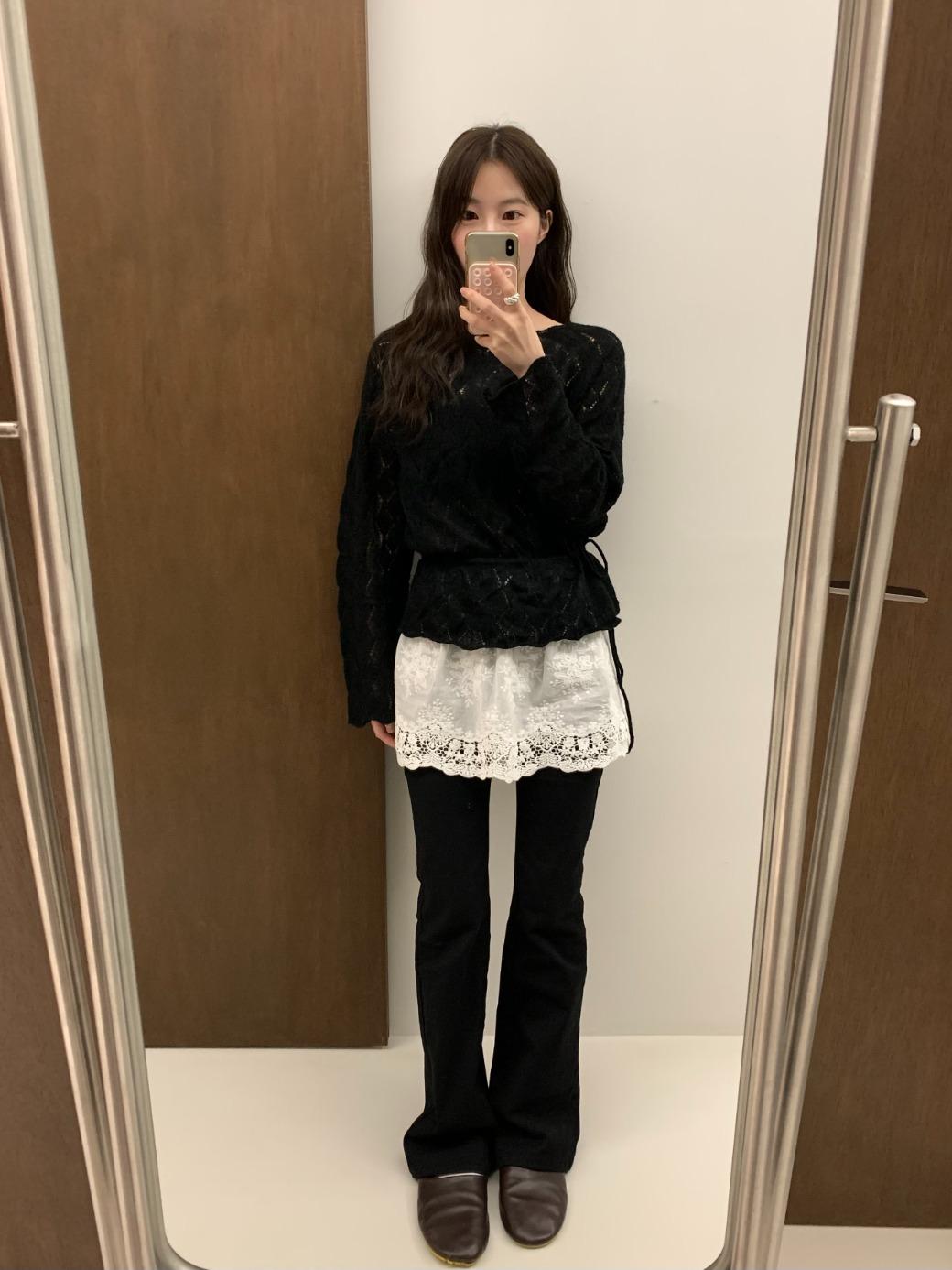 프릴리 DR. Black Bootcut Jeans
