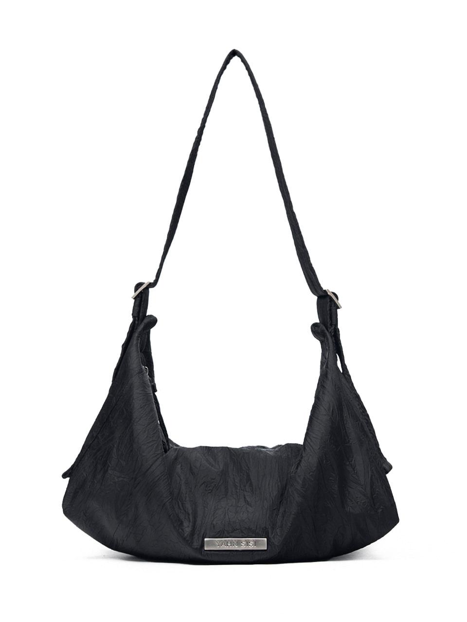 재입고 | 필로우 보트백(M) - 크링클 블랙