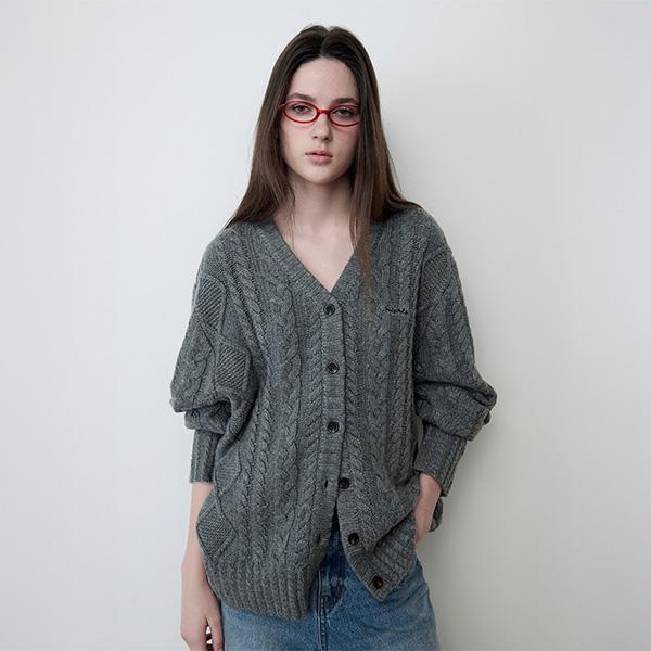 로라로라 V NECK CABLE LOOSE FIT CARDIGAN CHARCOAL