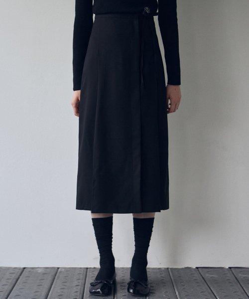 ★Polysooem★ SHIRRING STRAP CARGO SKIRT, CHARCOAL SHIRRING STRAP CARGO SKIRT, CHARCOAL - polysooem