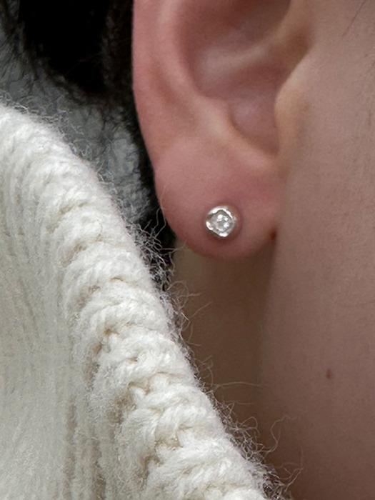 SAND TEXTURE EARRING (CZ)