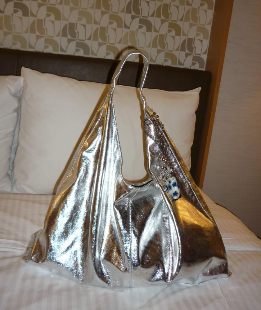 에나멜숄더빅백[Silver]