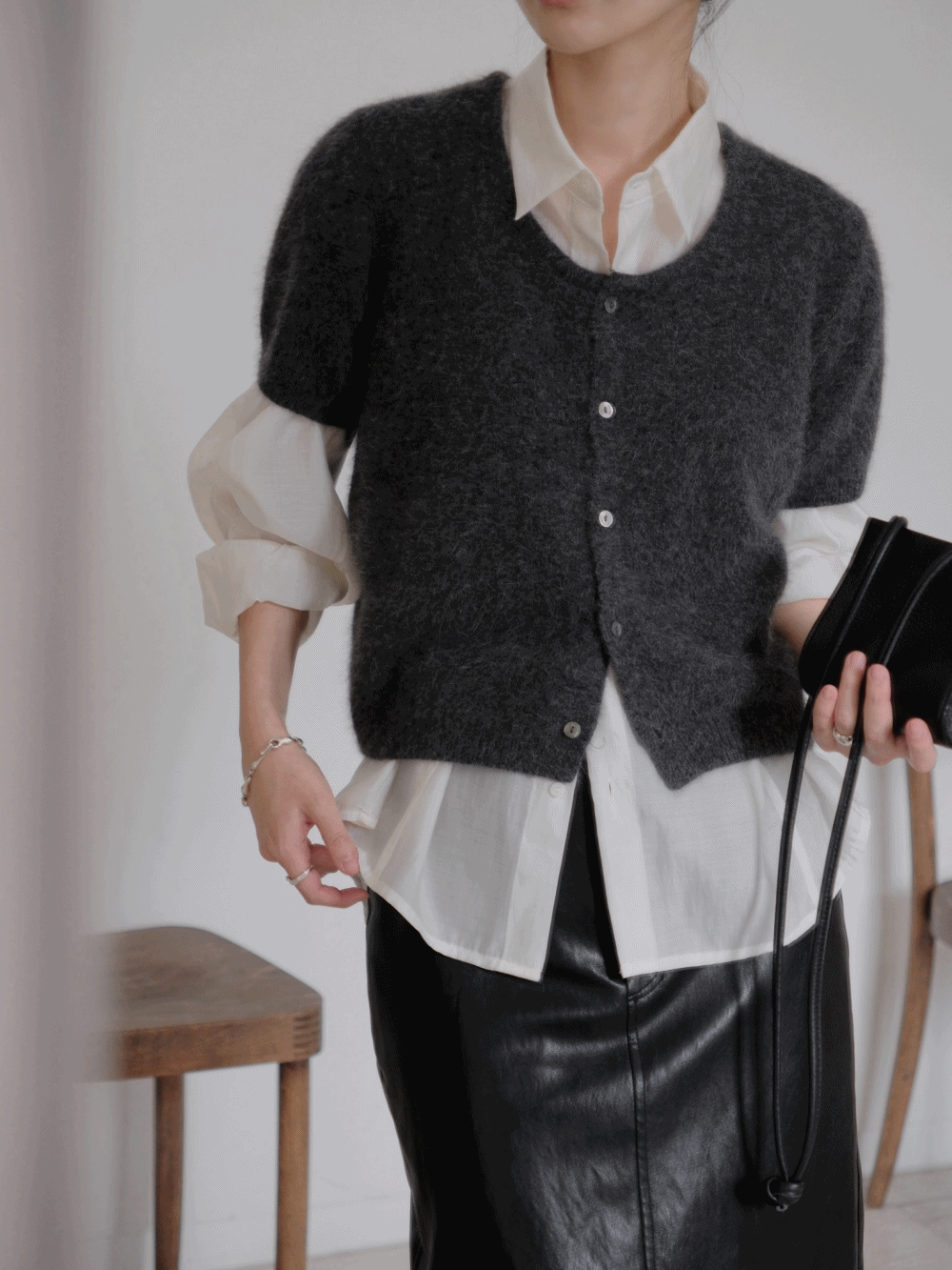 하우투러브미 로스카 라쿤 반팔 니트 가디건_Roska cardigan