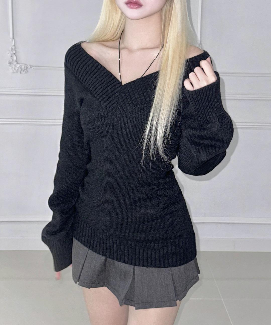 Tidy Off-Shoulder V Knit (3colors)