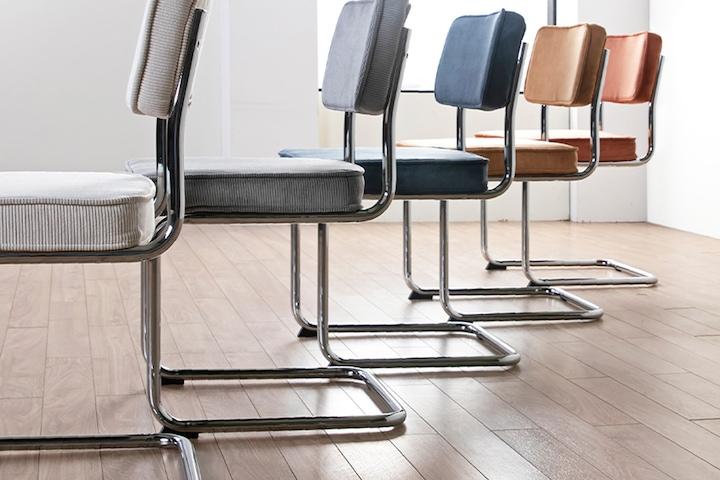 브리 카페 인테리어 디자인 의자