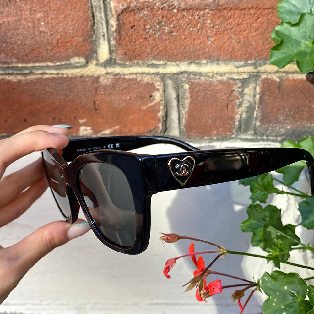 CHANEL 샤넬 하트 로고 스퀘어 선글라스/ CH5478 A71468