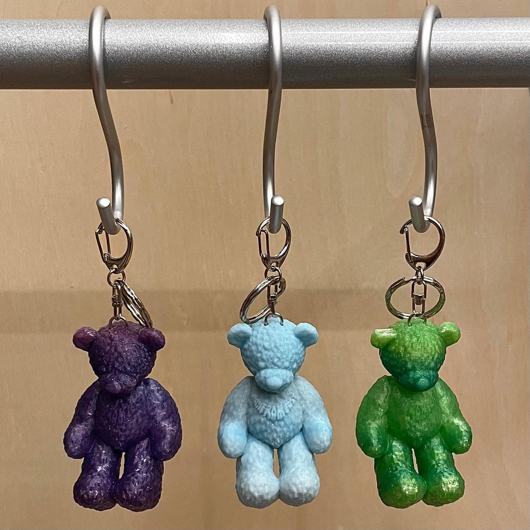 Rainbow bear keyring