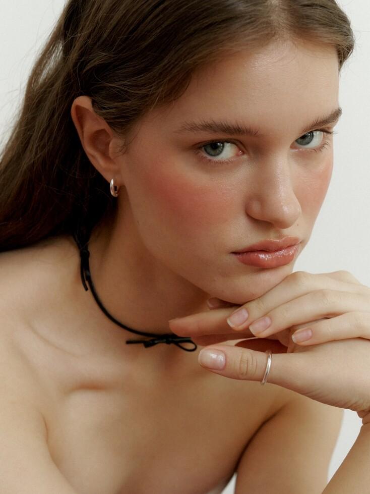Petit Ribbon Leather Choker