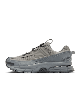 나이키 줌 보메로 롬