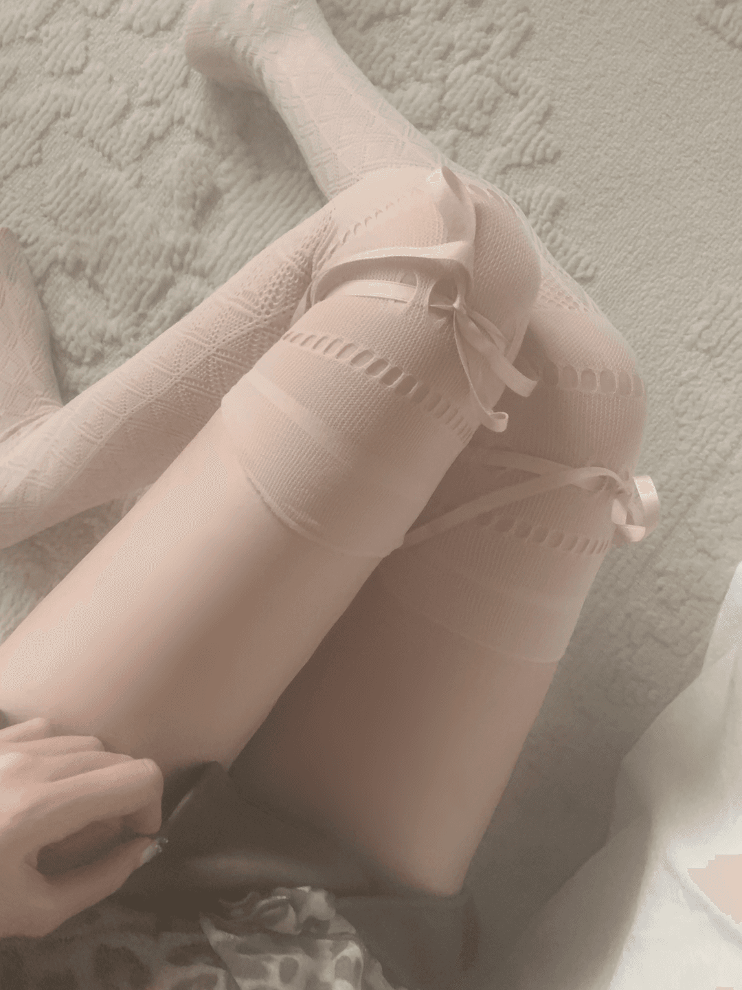 Yeros Punching Ribbon Long Socks (light beige)