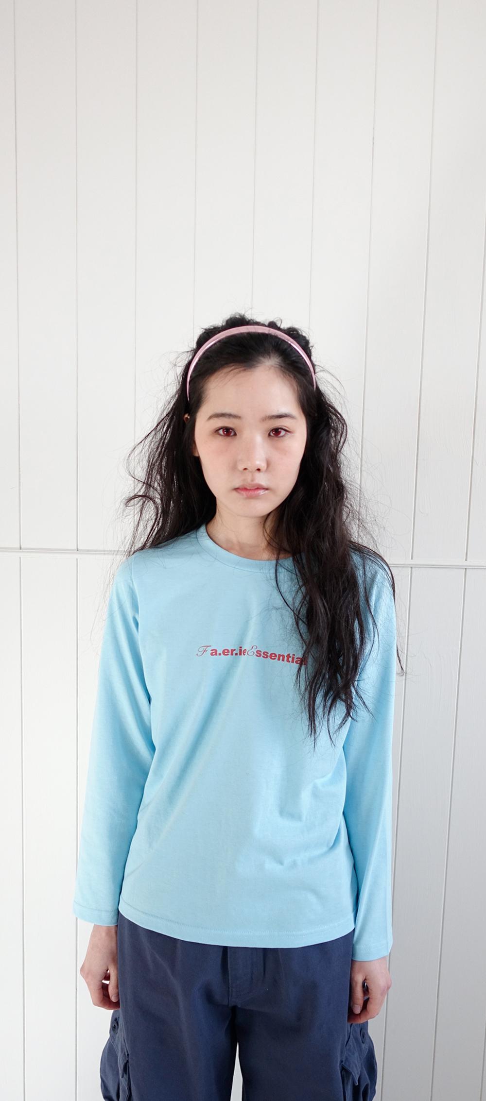 [F.E.E.S] basic logo T-shirt (sky blue)