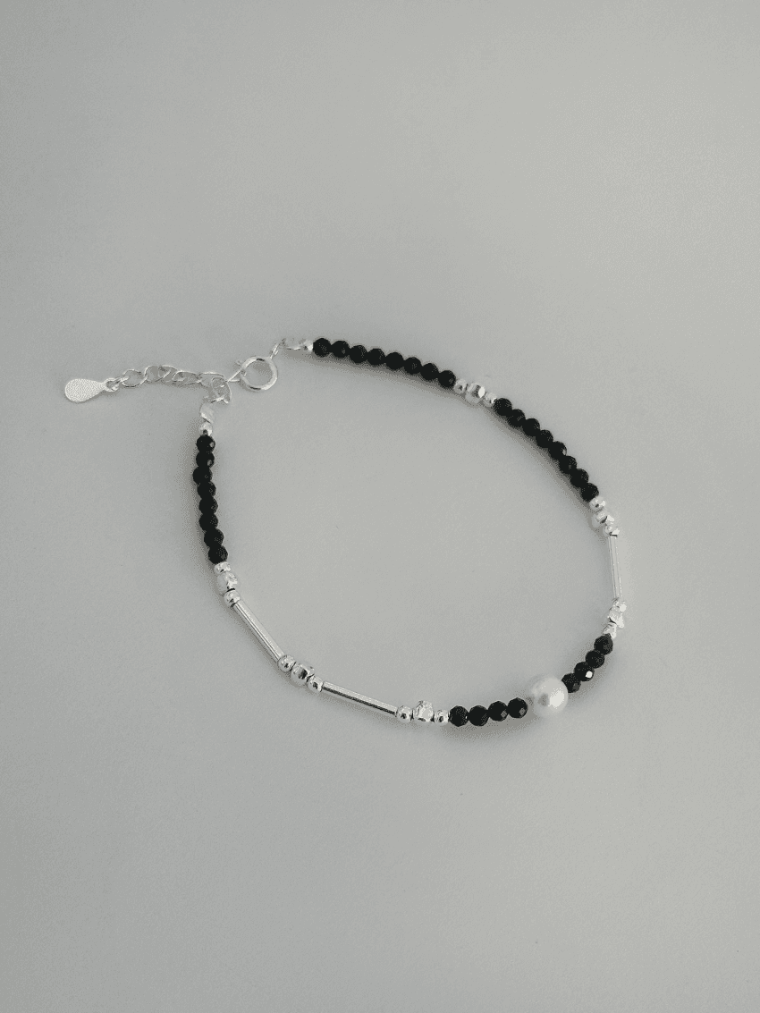 (925silver) Black pearl stone bracelet