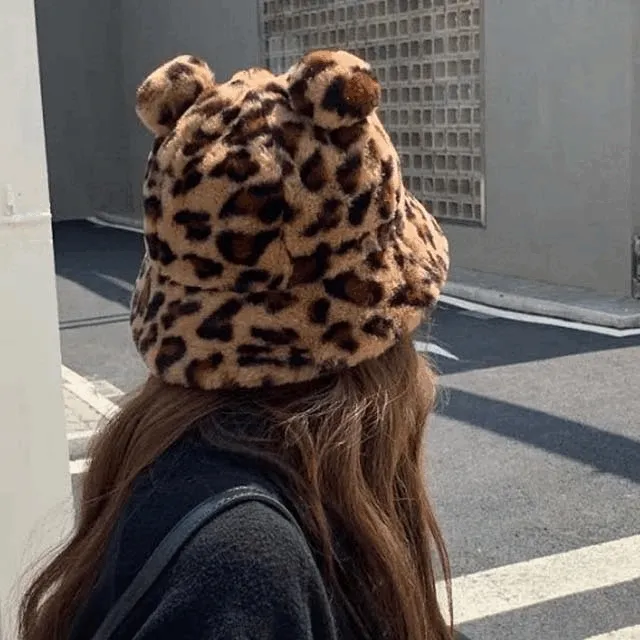 [겨울모자모음] 귀 탈부착 가능 곰돌이 모자 털모자 볼캡 야구모자 버킷햇 볼캡 토끼털 밍크털 양털 겨울모자 모음전